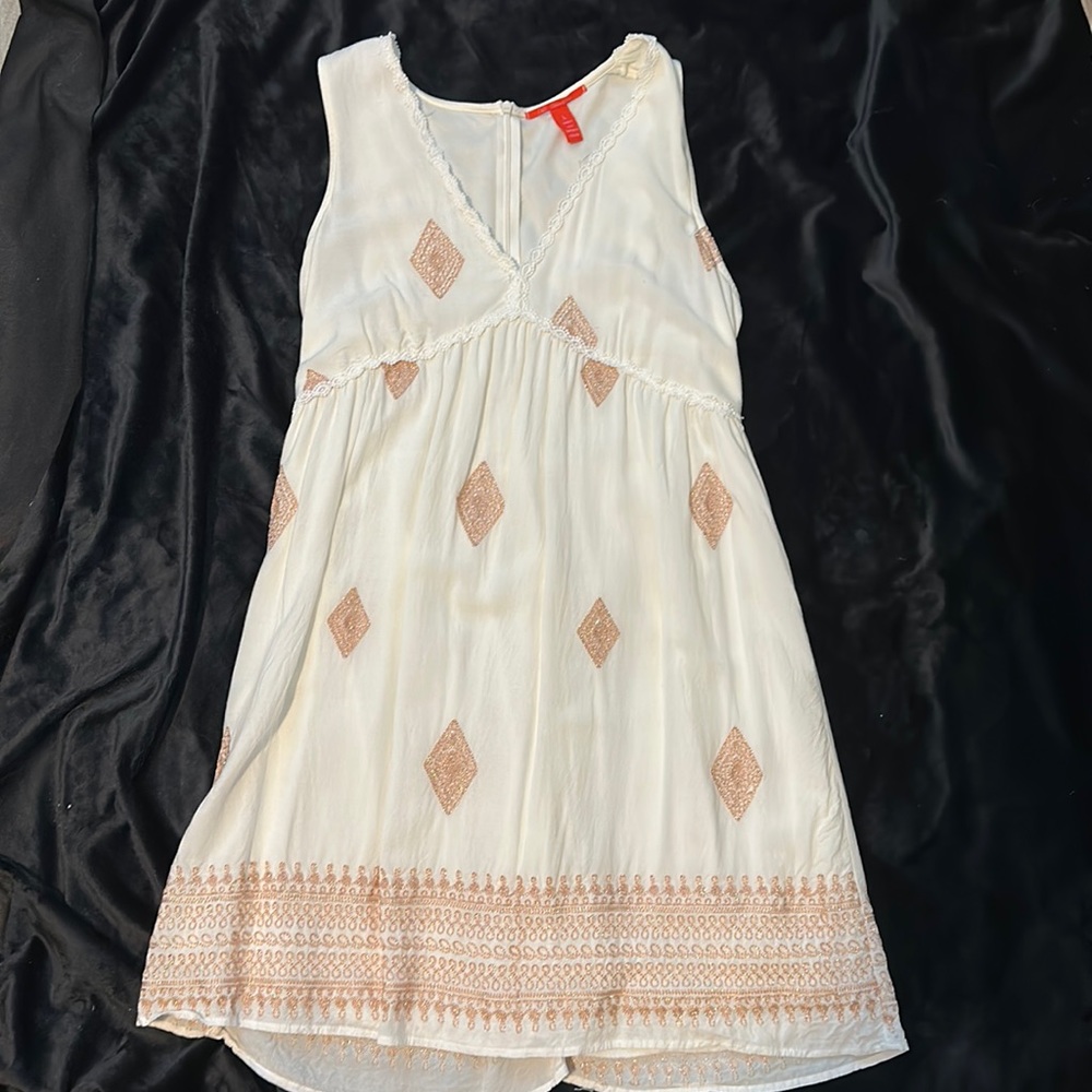 Cream low cut Summer dress